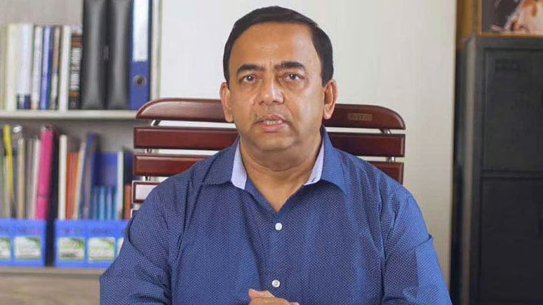 ‘আইনের ঊর্ধ্বে কেউ নয়’: নিজের কথার জালেই ফেঁসে গেলেন সাবেক শীর্ষ পুলিশ কর্মকর্তা